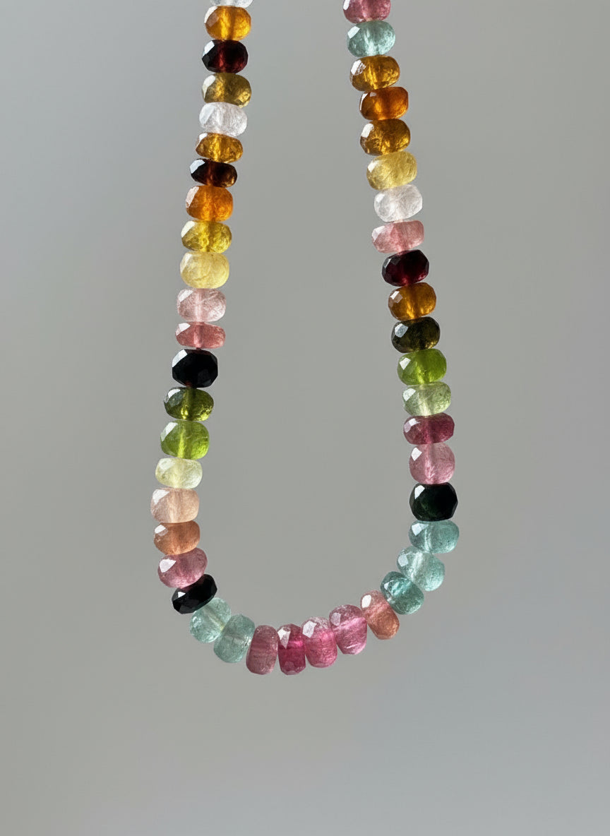 Bracelet with multicolored tourmaline gemstones
